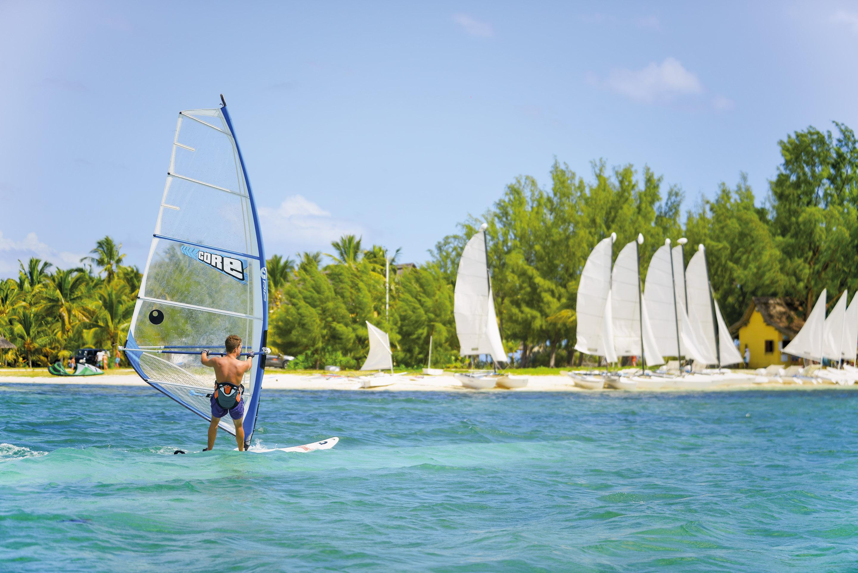 Paradis Beachcomber Golf Resort & Spa Ле-Морн Екстер'єр фото