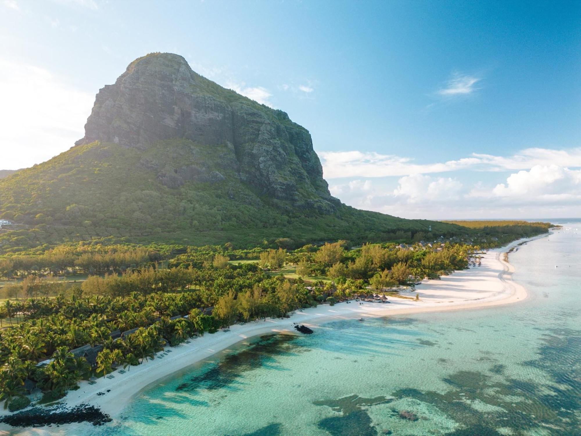 Paradis Beachcomber Golf Resort & Spa Ле-Морн Екстер'єр фото